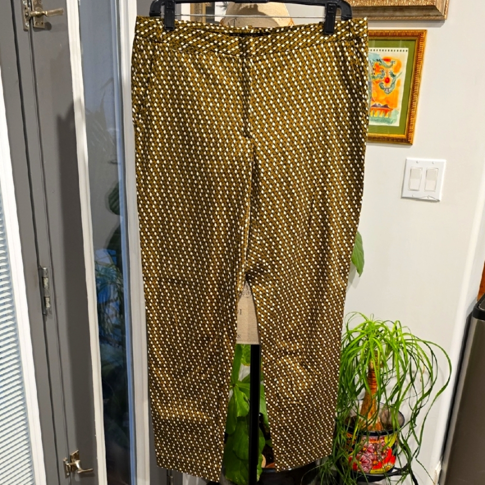 Zara Womens Geometric Patterned Chinos - Olive Green and White